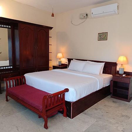 Hill View Beach Resort Varkala Eksteriør billede