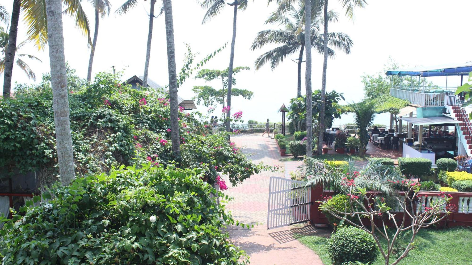Hill View Beach Resort Varkala Eksteriør billede