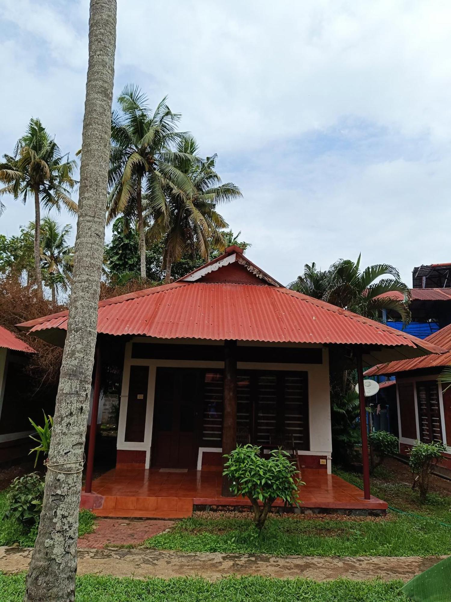 Hill View Beach Resort Varkala Eksteriør billede